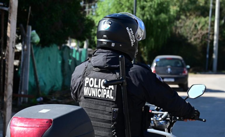  Escobar refuerza su Policía Municipal