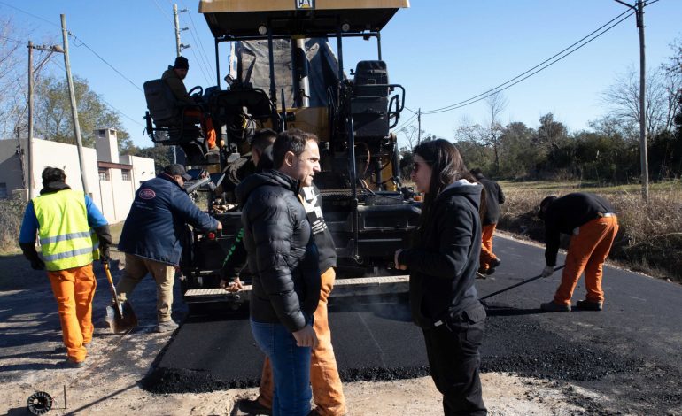  Nuevas obras de asfalto en Los Pioneros