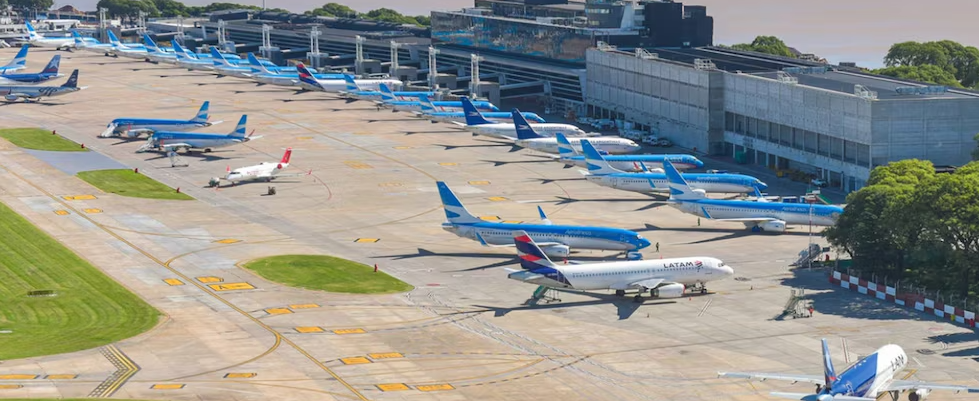 Controladores en paro: vuelos con retrasos en vacaciones de invierno