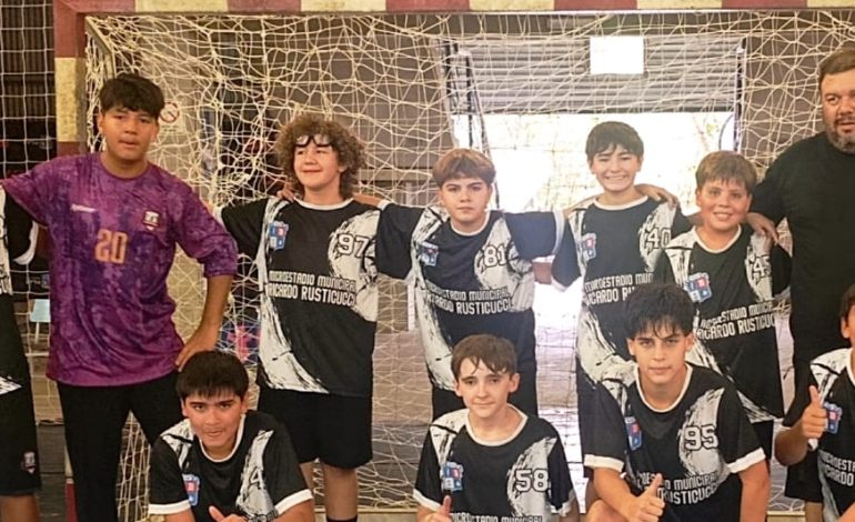  Las inferiores de handball abrieron el 2026 a puro triunfo